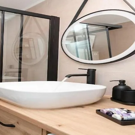 Vila Adriana - Two Bedroom With Swimming Pool