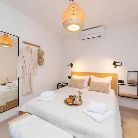 Adriana - Two Bedroom With Swimming Pool Nerezisca
