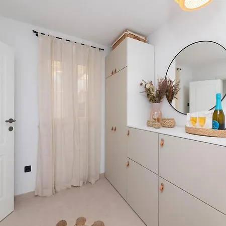 Adriana - Two Bedroom With Swimming Pool فيلة *
