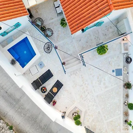 Vila Adriana - Two Bedroom With Swimming Pool